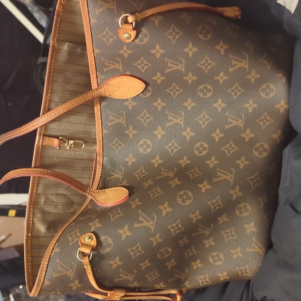 Louis Vuitton Tote bag